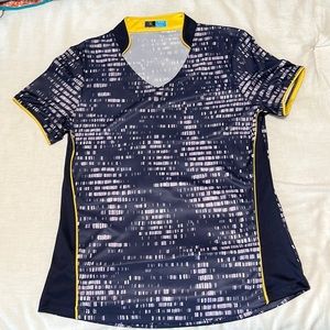 NWT PGATOUR golf top